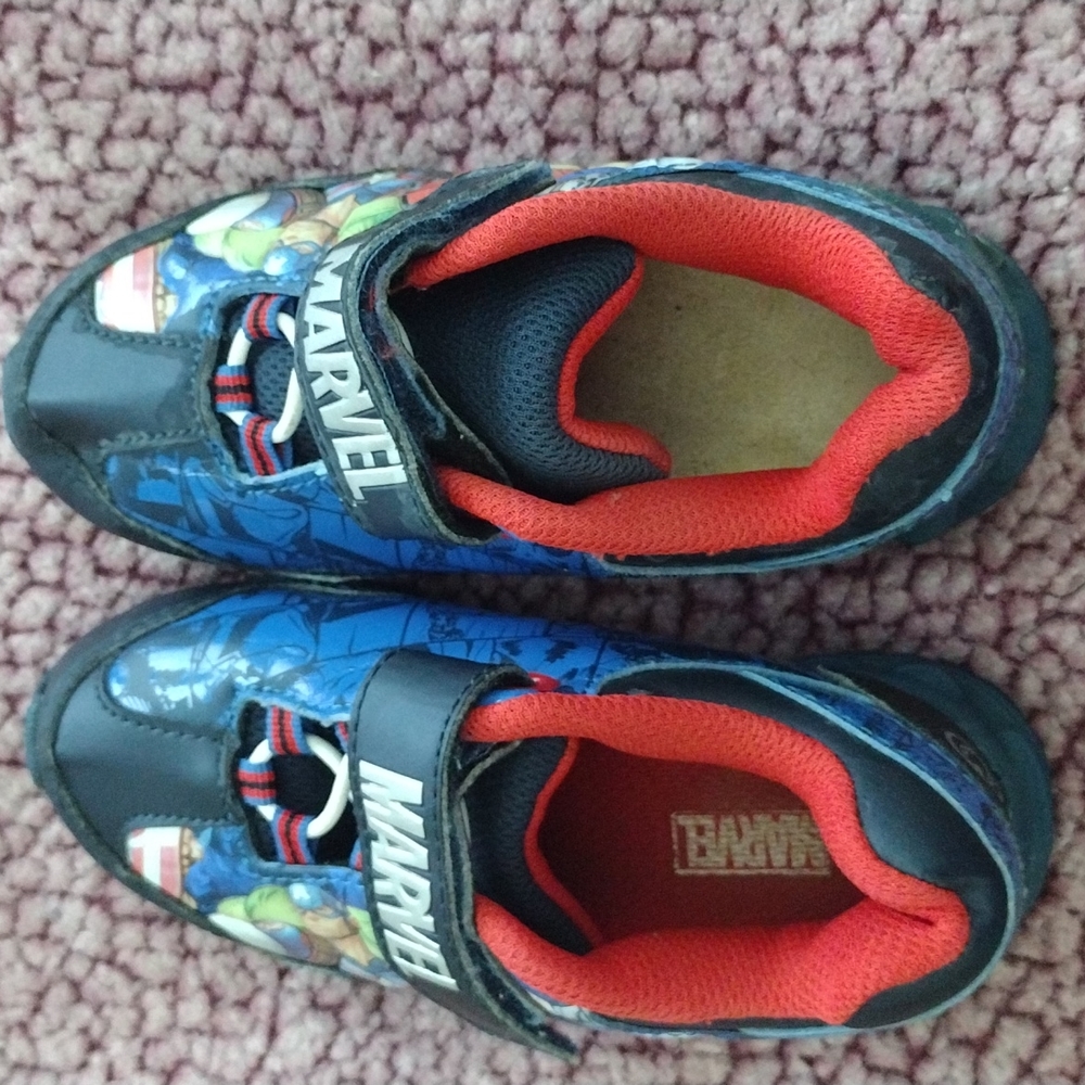 Kids Marvel shoes